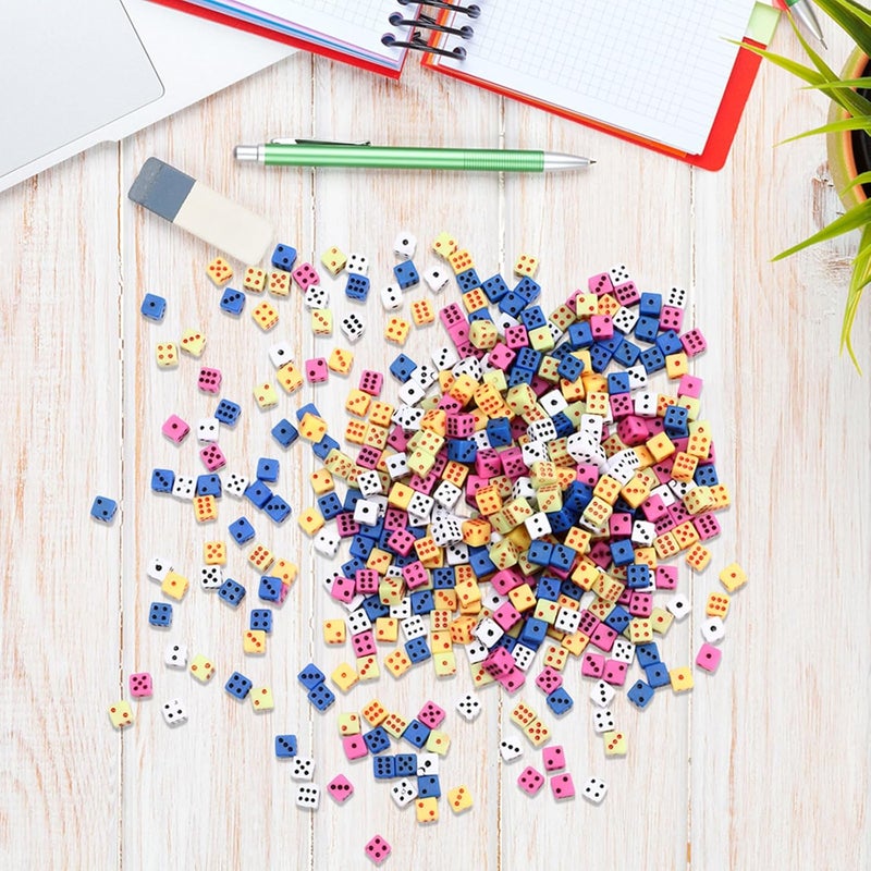 Poen 500 Pieces Mini Dice with Portable Plastic Box Casino Game 6 Sided Small Dice, 5mm Bulk Tiny Colored for Casino Night Parties Board Games Early Elementary Math Learning(Multicolored) - Image 5